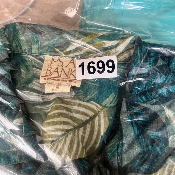 Jos A Banks 100% Silk VIP Hawaiian Palm Shirt Mens M leaves Summer Island 1699 - Picture 6 of 6